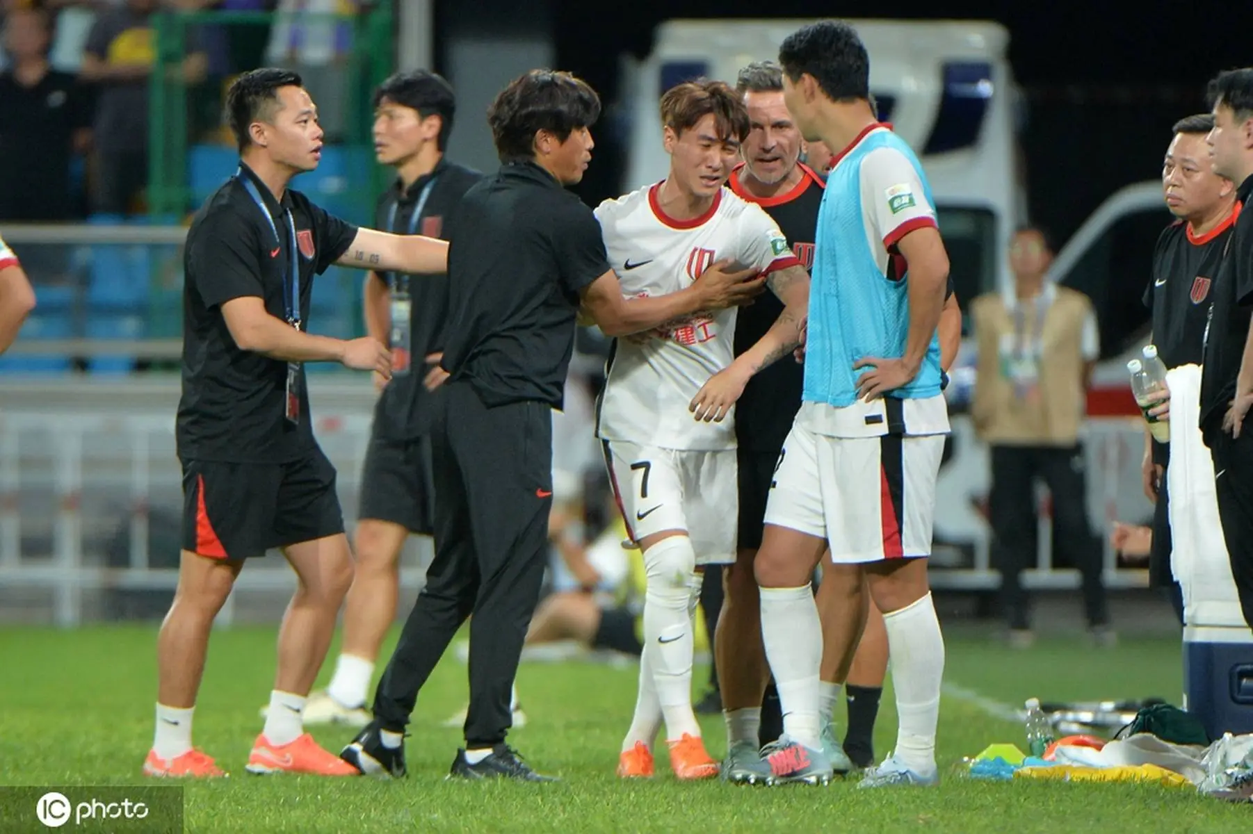 集结日国际米兰备战CBA常规赛，远射贴柱细节曝光，震撼外界，资深球员宣示担当的简单介绍