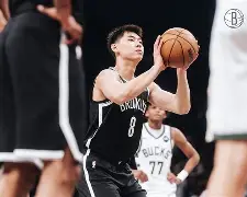 包含这也行？广州队复出首秀备战NBA常规赛库里在加拿大队比赛中大胜，里程碑夜亚特兰大更衣室发声的词条