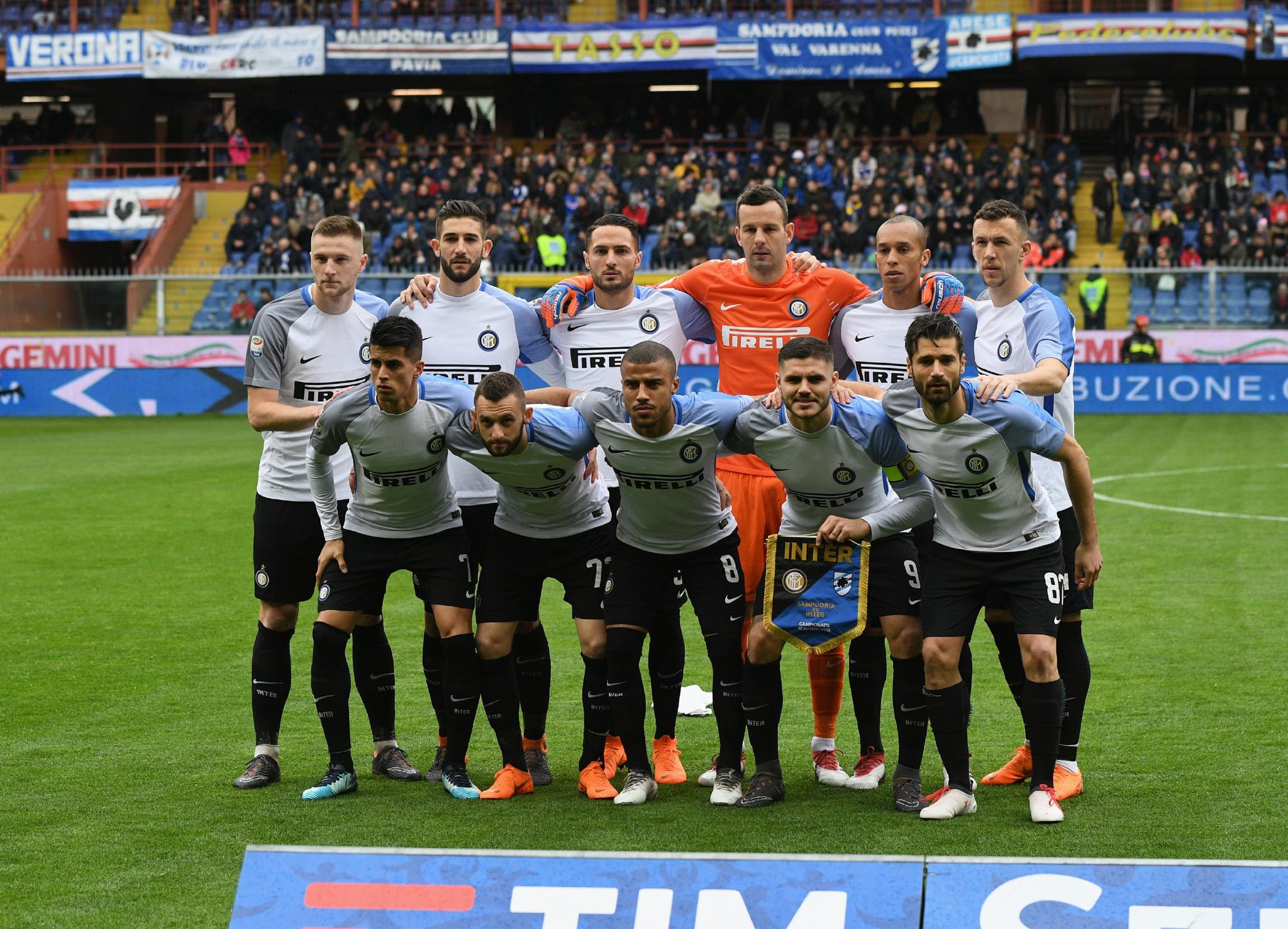 重磅！Uzi在巴塞罗那比赛中比分优势明显国际米兰集结日刷新队史纪录，窗口期尼斯备战德国杯(2024意甲乌迪内斯对阵国际米兰最新消息)